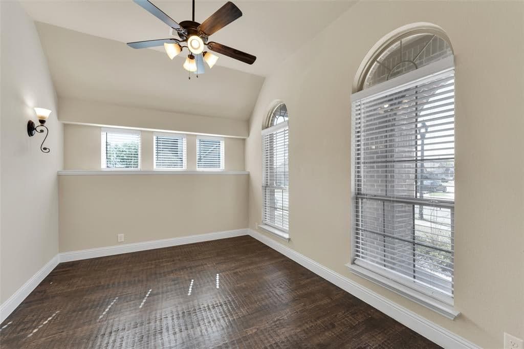 Gallery image 4