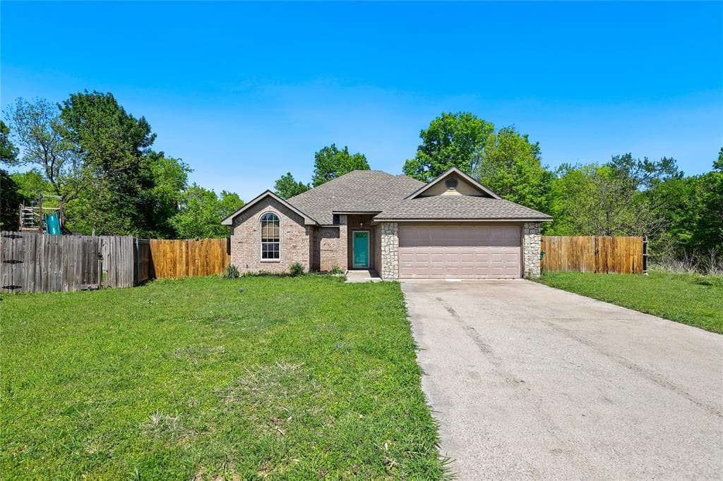 1501 Timbercreek Dr