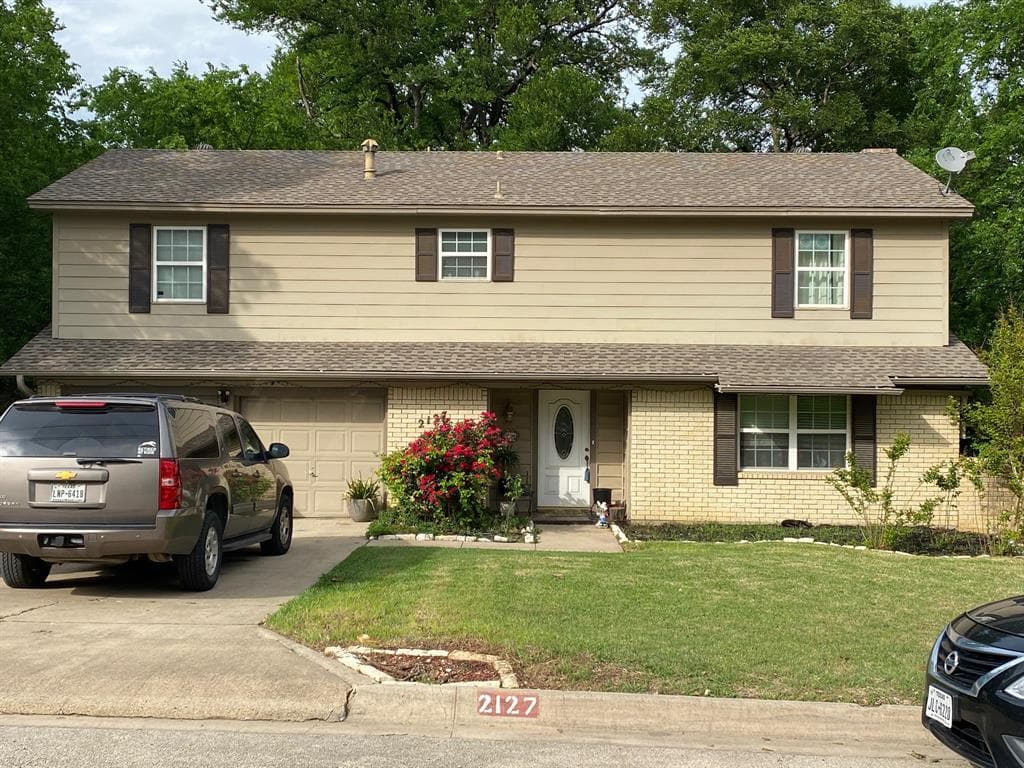 2127 Emerson Ln