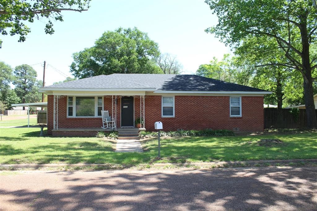 708 Wilcox St