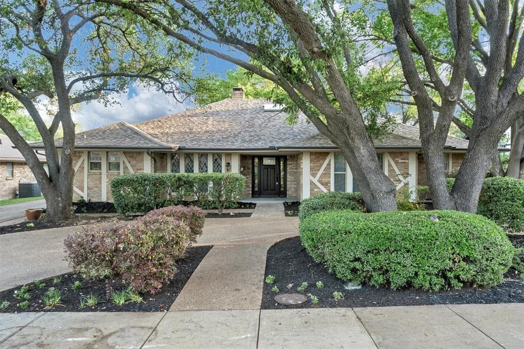 2715 Quail Ridge Dr