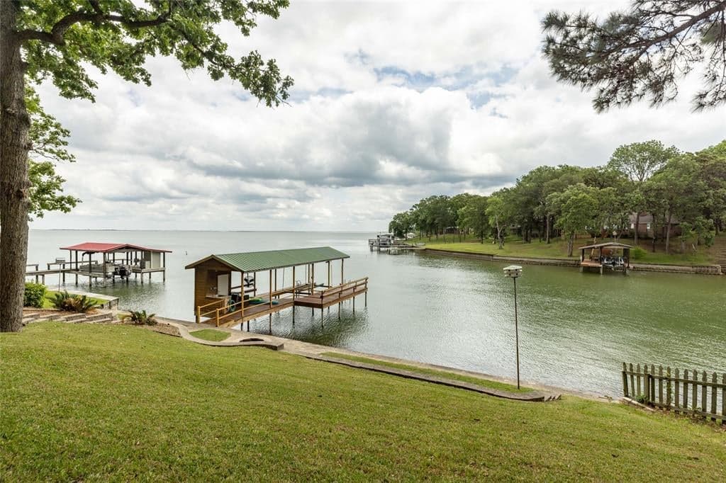 215 Southside Dr