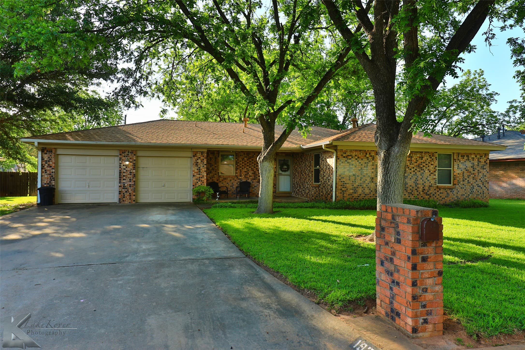 1933 Richland Dr