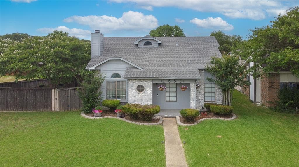 1651 Cedar Bluff Ln