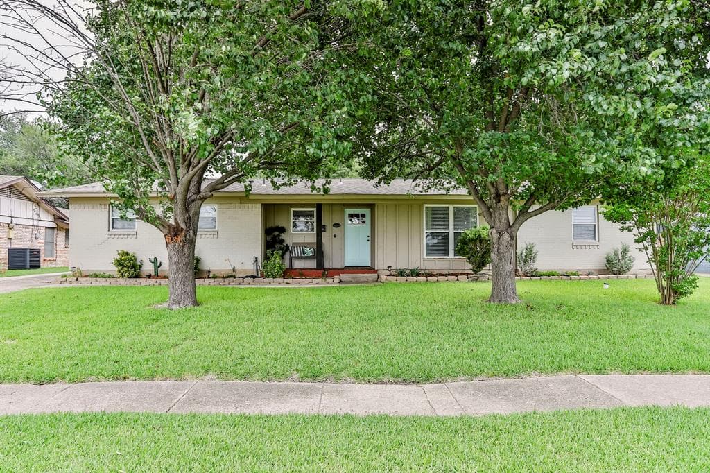 12512 Templeton Trl