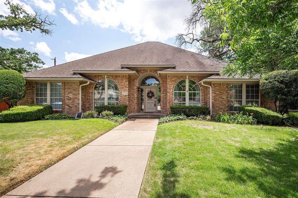 7115 Spruce Forest Ct
