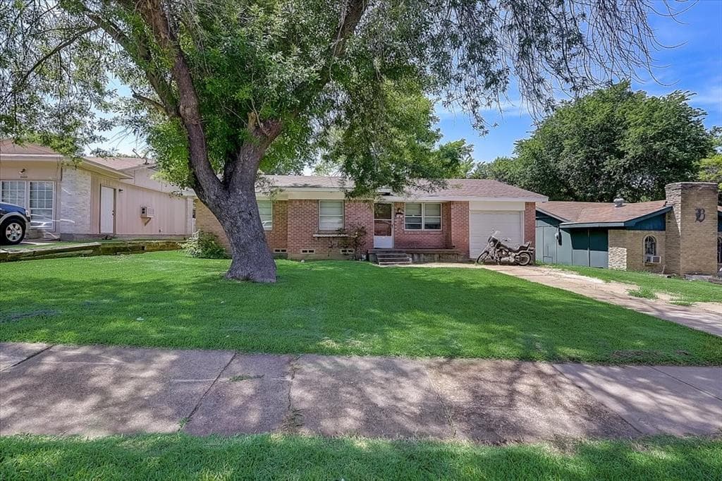 2621 Sybil Dr