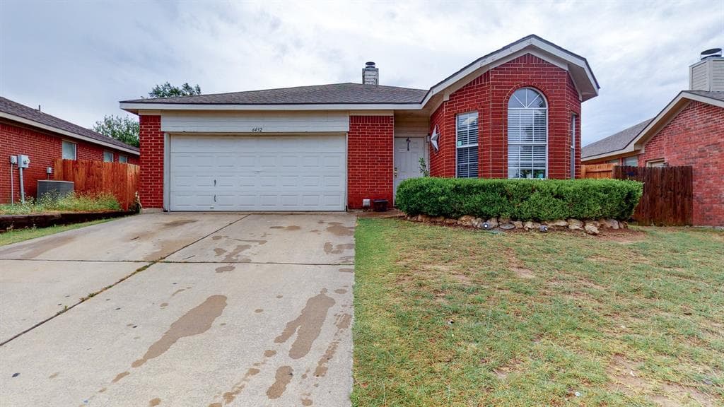 6432 Riverwater Trl