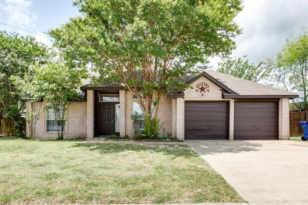 1505 Windsor Dr