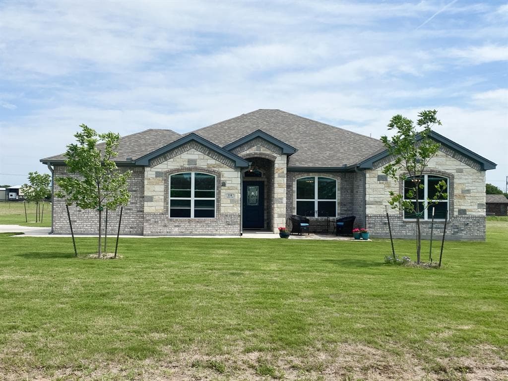114 Chantry Ln