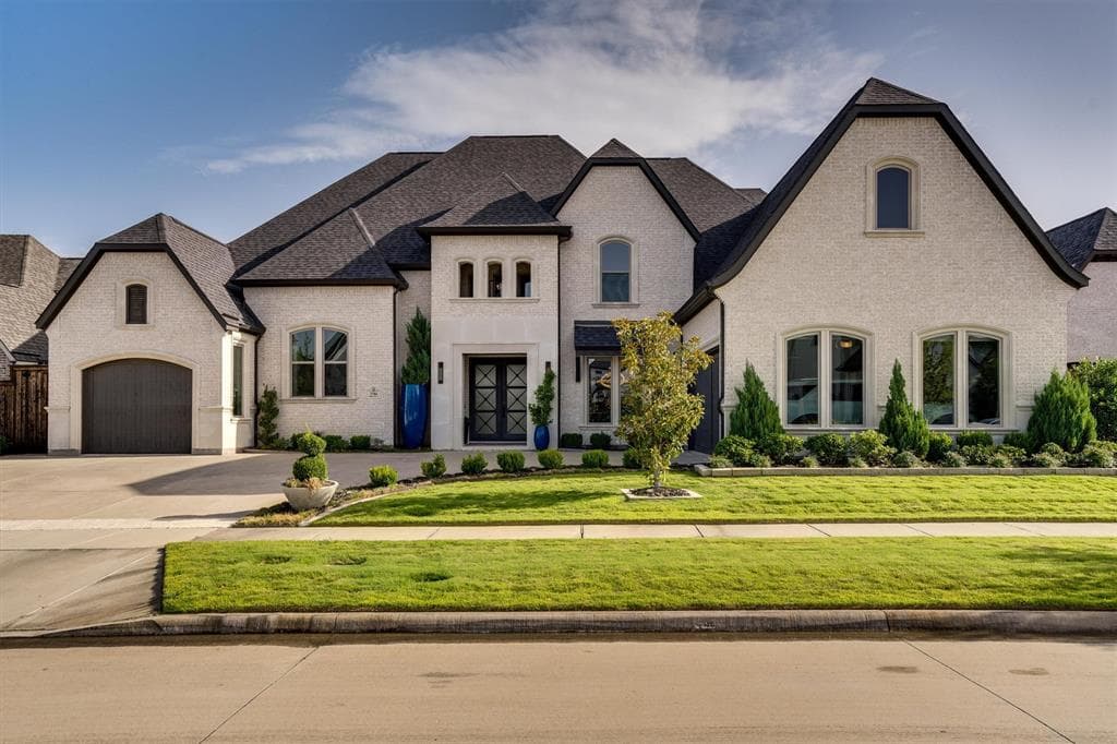 3786 Winding Oaks Ln