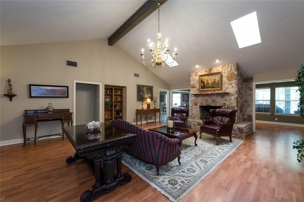 Gallery image 4