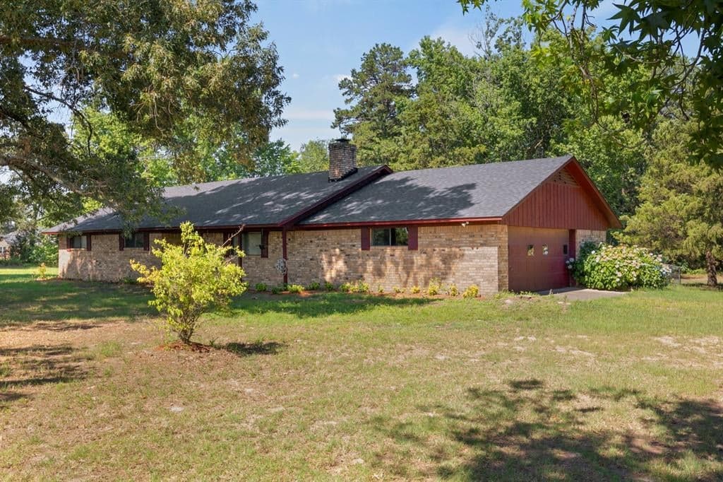 1116 County Road 1425
