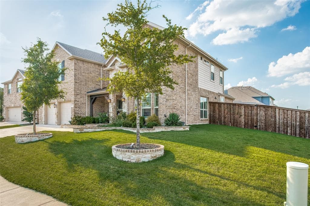 1321 Baynes Dr
