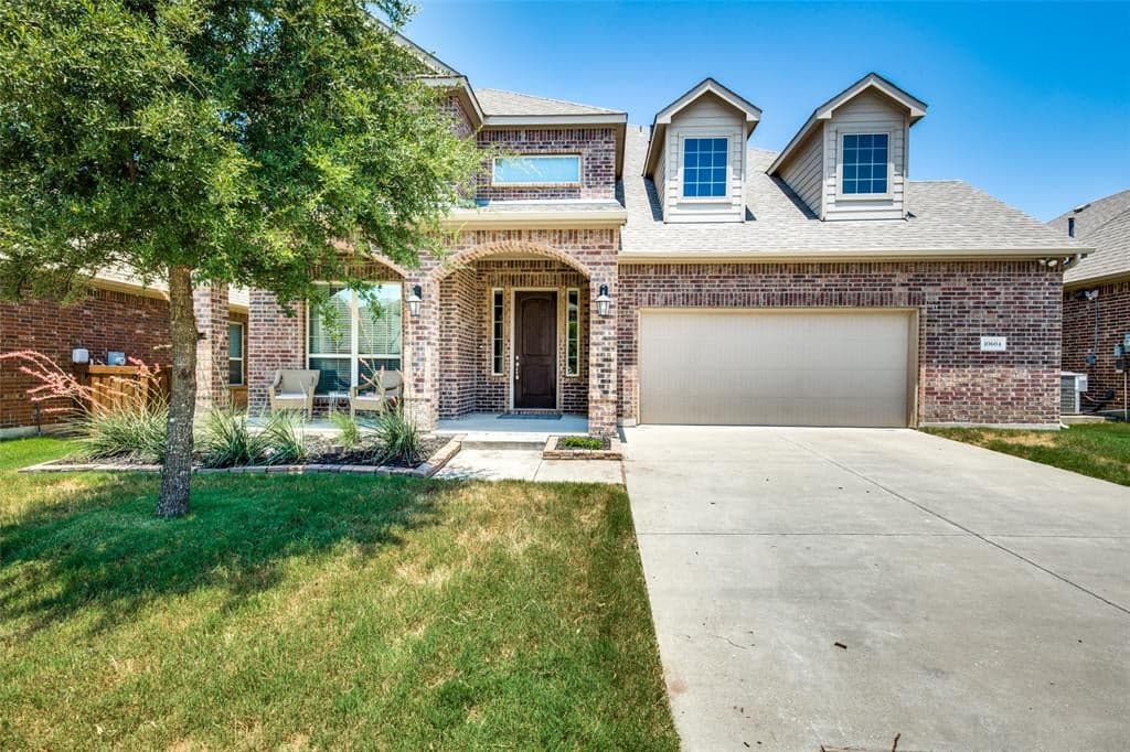 10604 Lariat Trail Dr