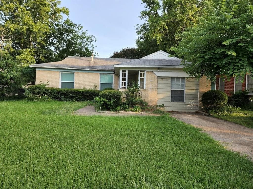 2614 Centerville Rd