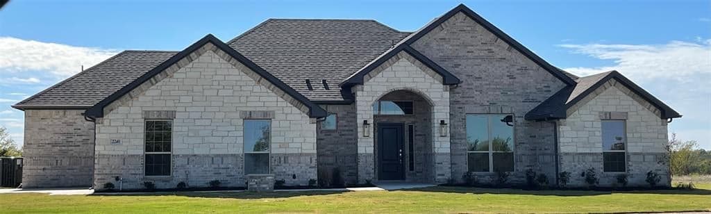 2240 County Road 2360