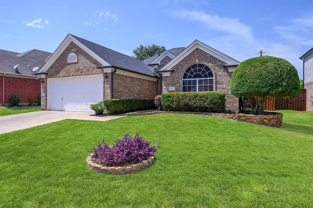 307 Madisson Dr