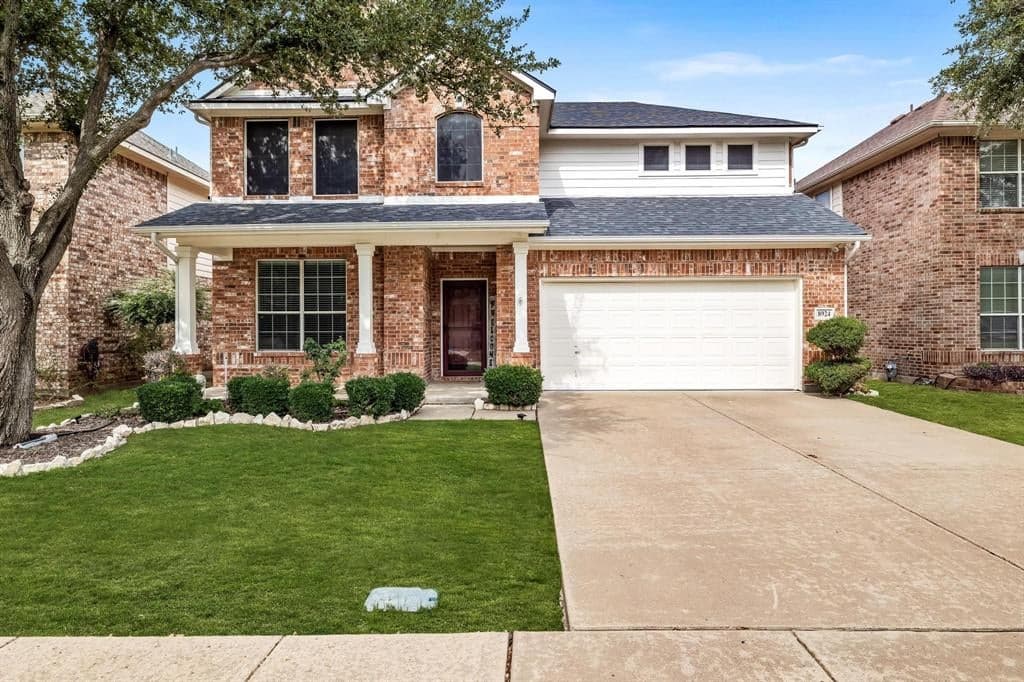 8924 Friendswood Dr