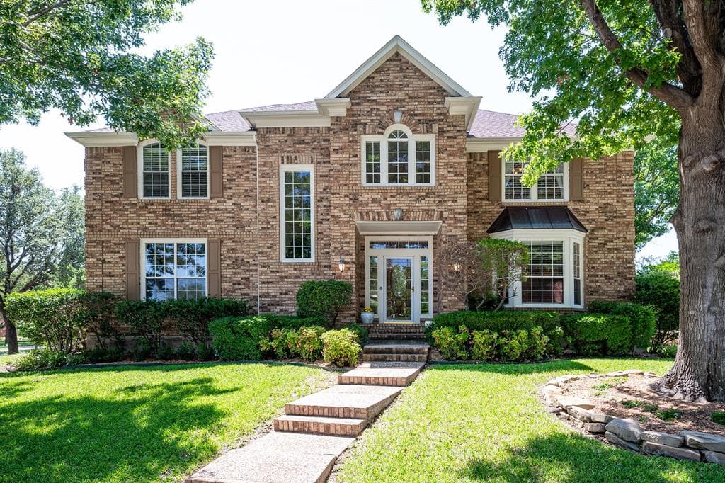 2000 Mulberry Way
