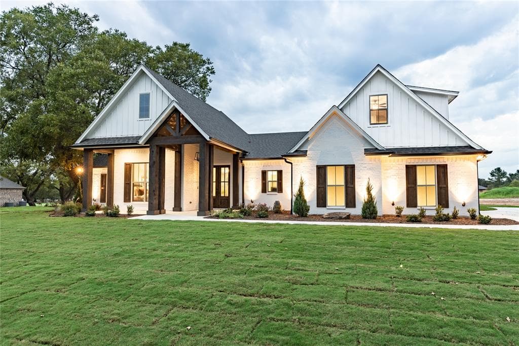 354 County Road 4598