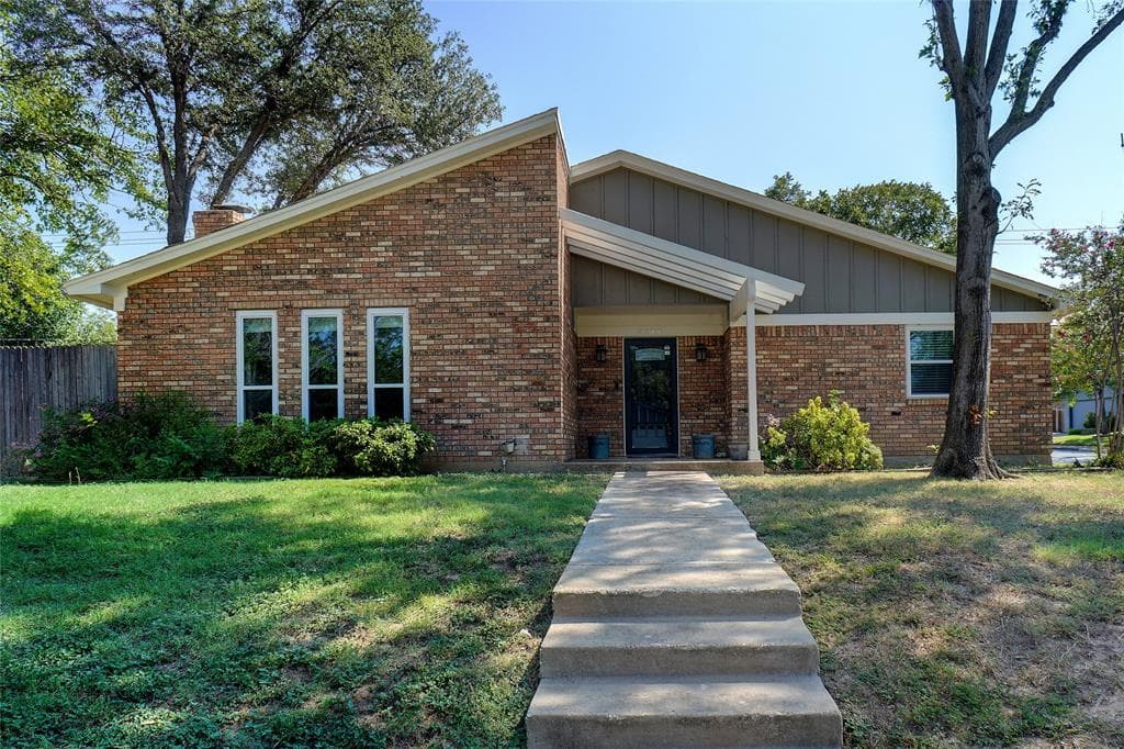 2200 Shady Grove Dr