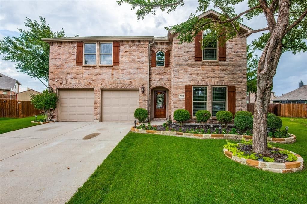1536 Canary Dr