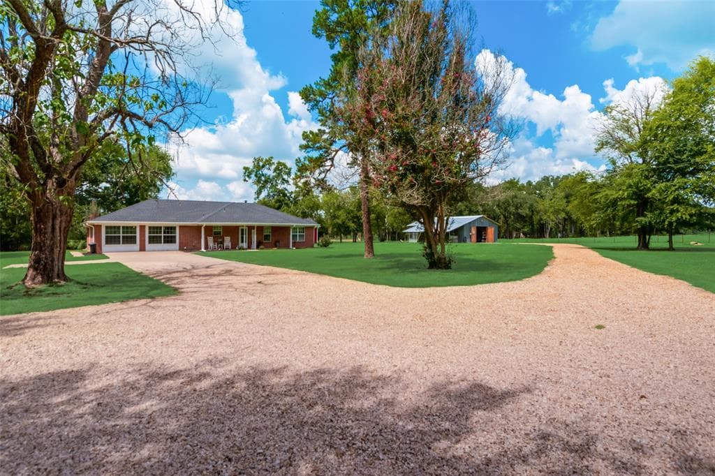 290 Vz County Road 2424
