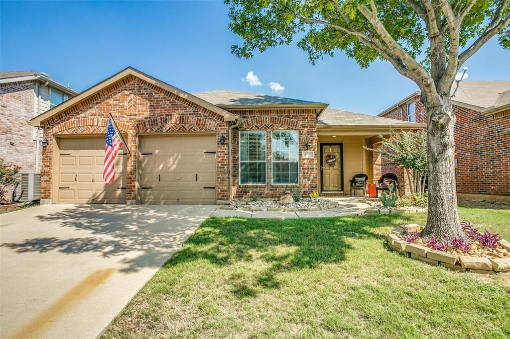 3637 Diamond Ranch Rd
