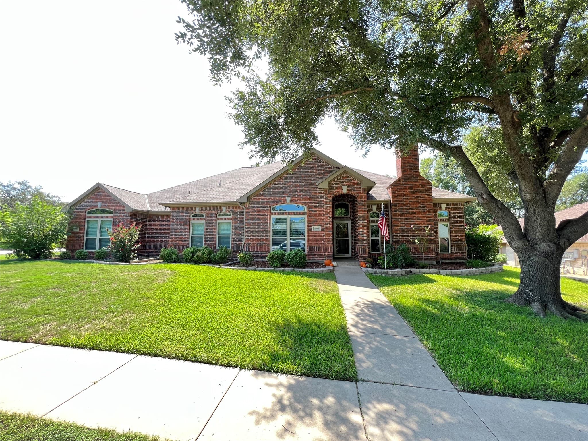 1801 Fern Ct