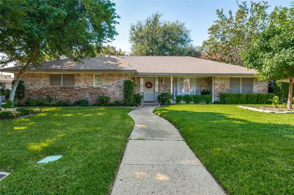 3713 Ashford Ave