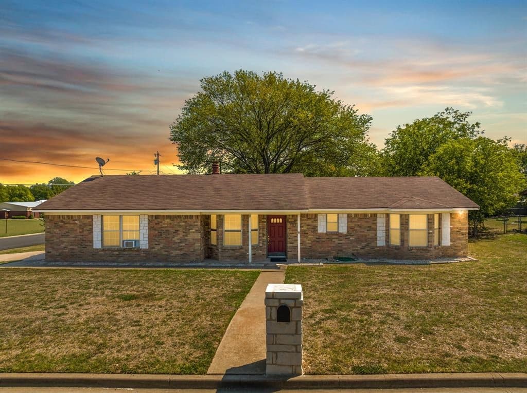 700 Pawnee Trl