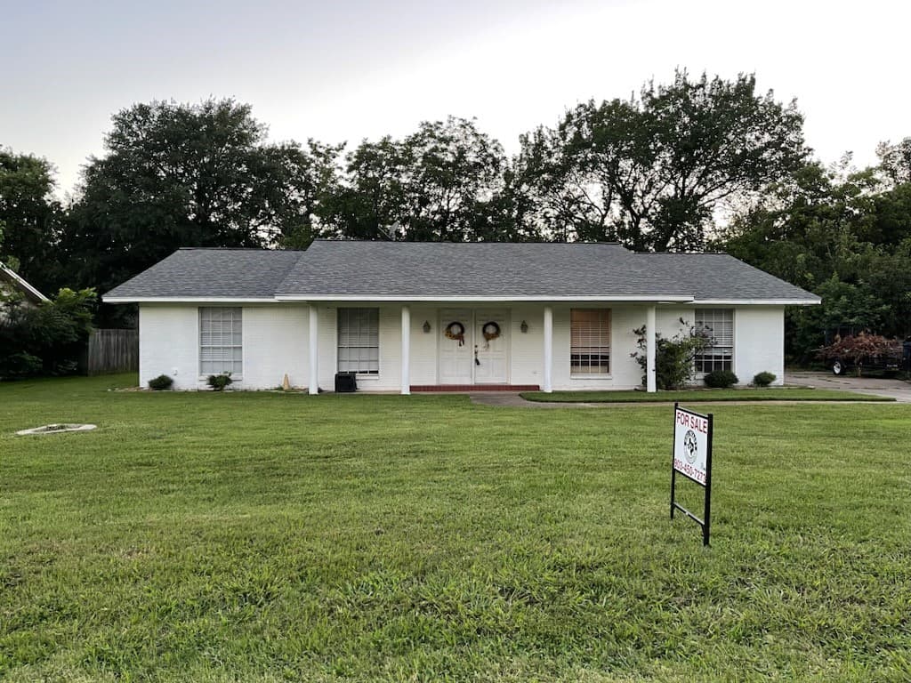 2820 Mccarley Dr
