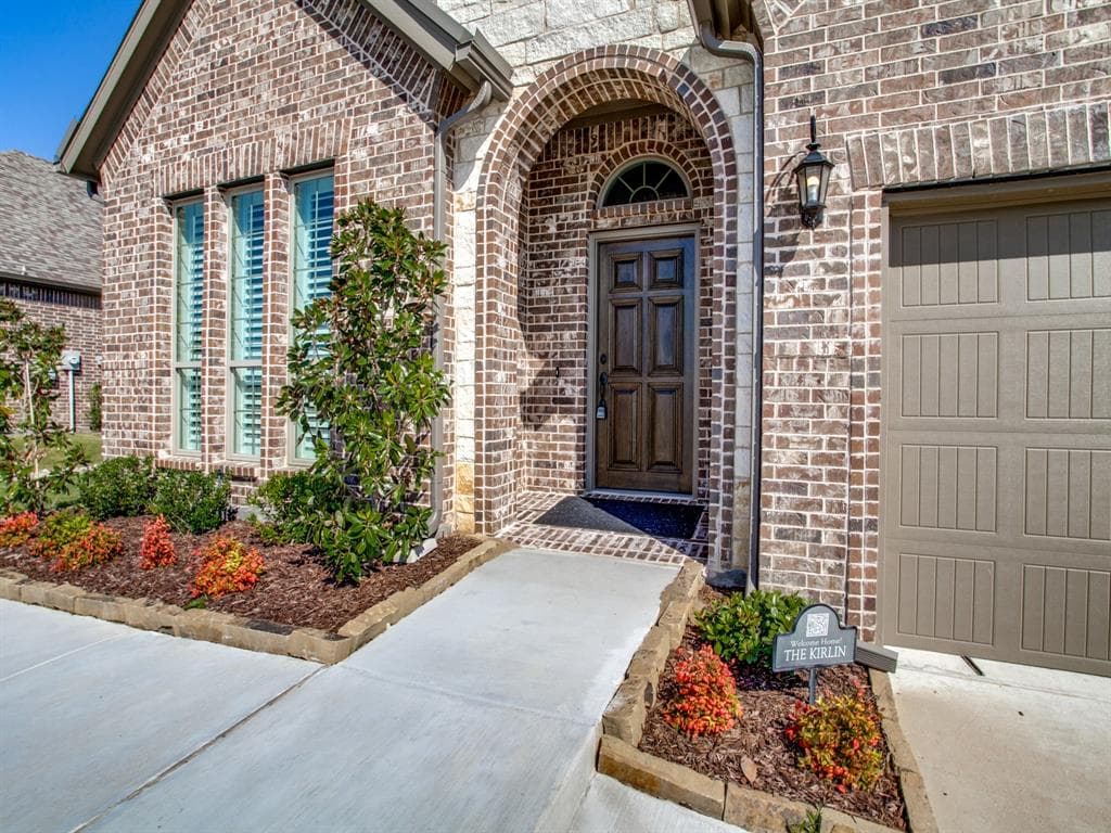 2305 Normandy Ave