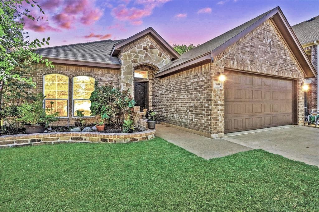 5849 Pearl Oyster Ln