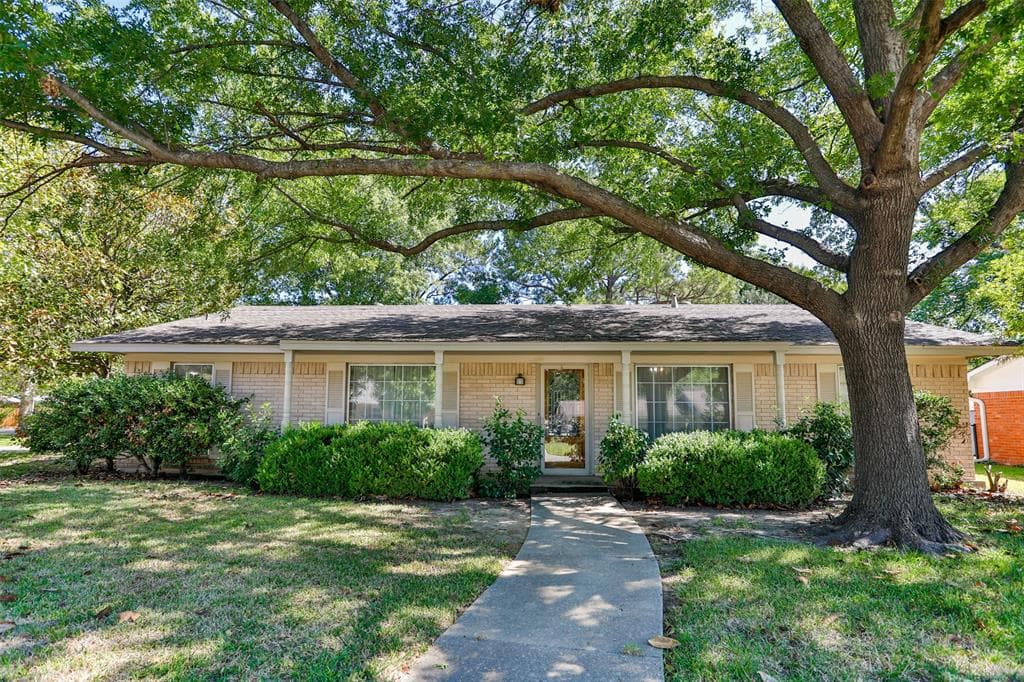 412 Willow Way