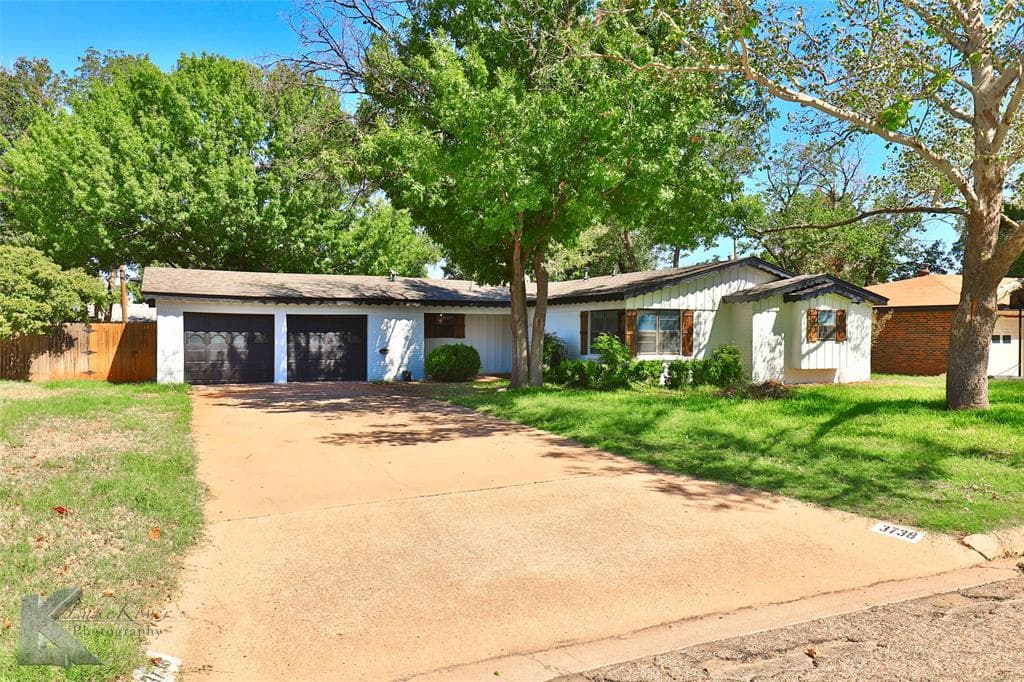 3738 Concord Dr