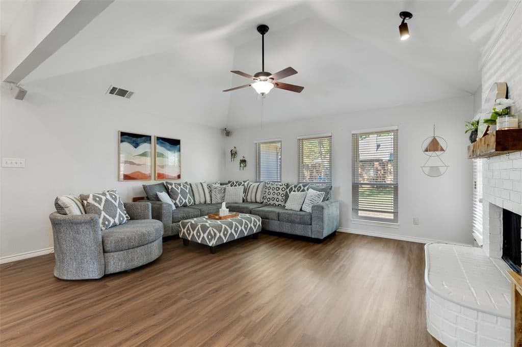 Gallery image 4
