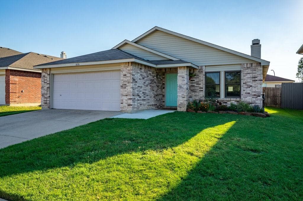 16116 Hollyhill Ct