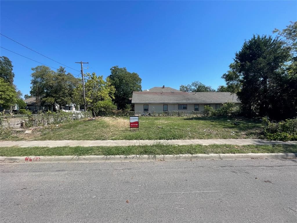 4600 Garland Ave