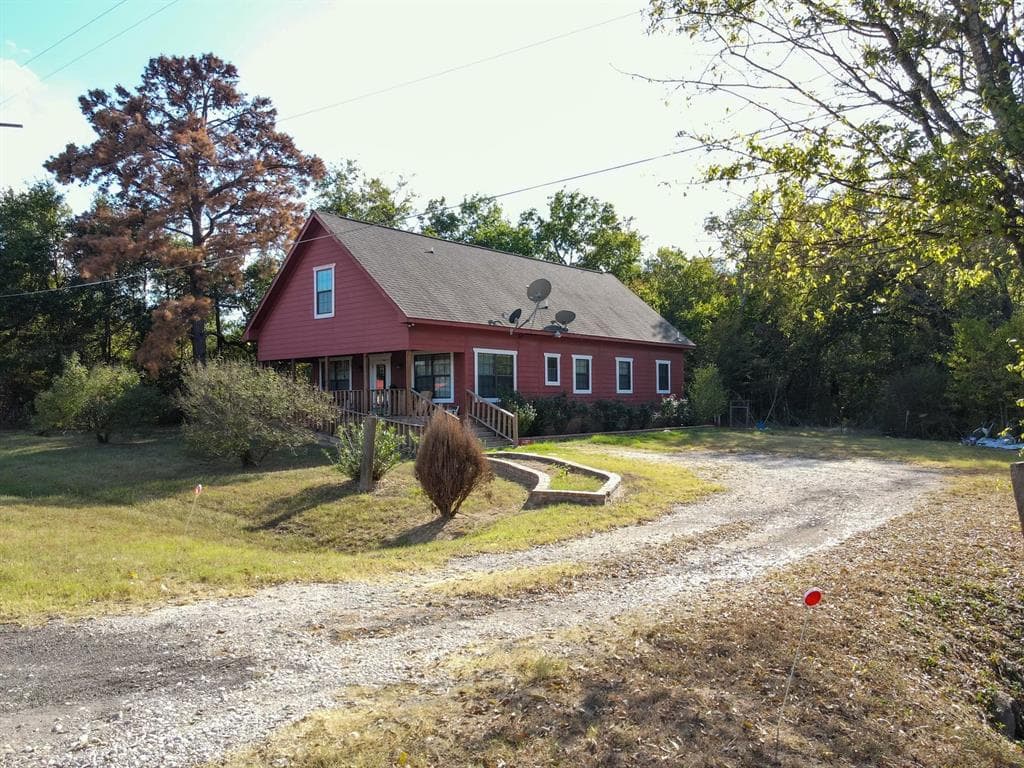 785 State Highway 75 N