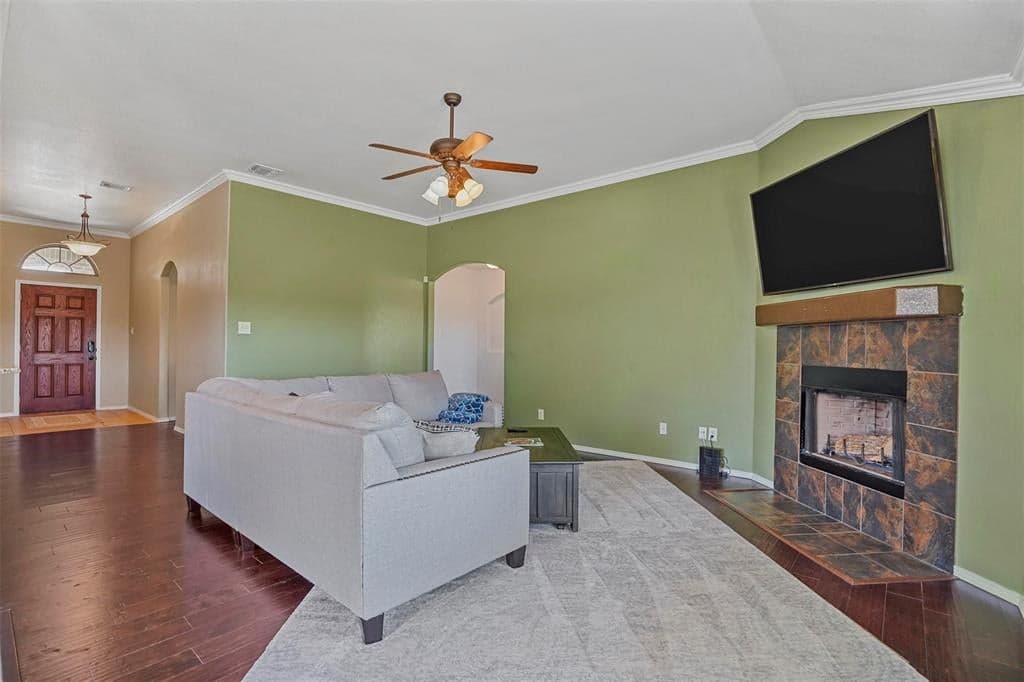 Gallery image 3
