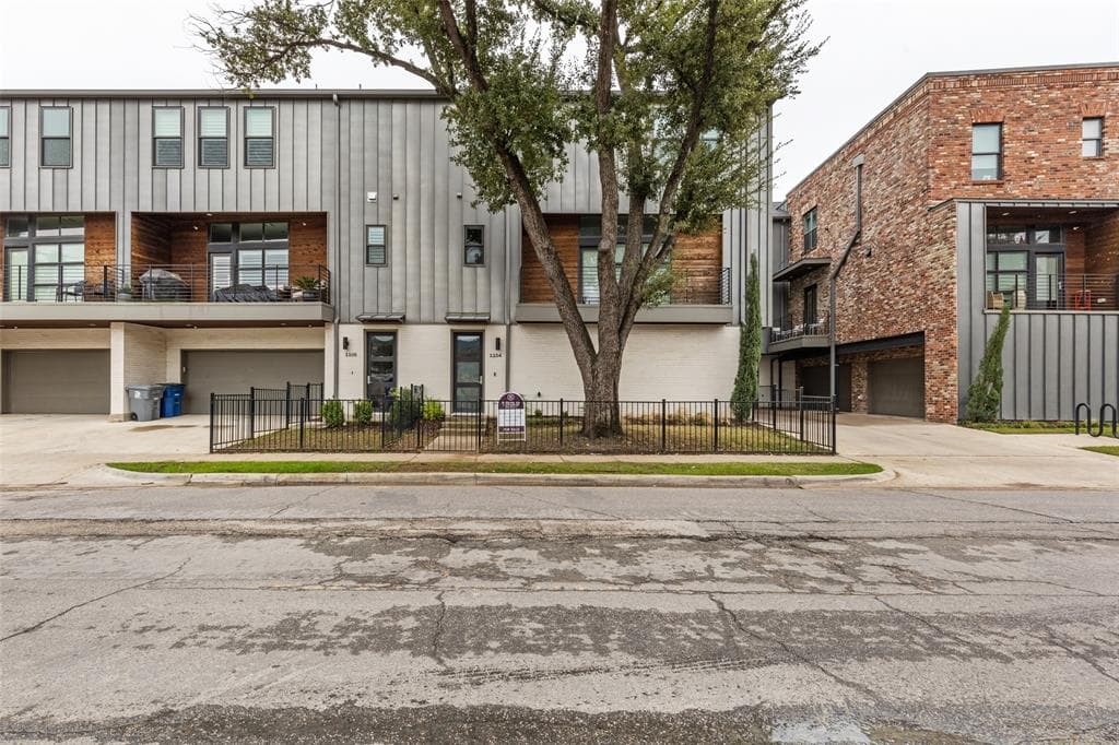 5202 Capitol Ave Apt 1104