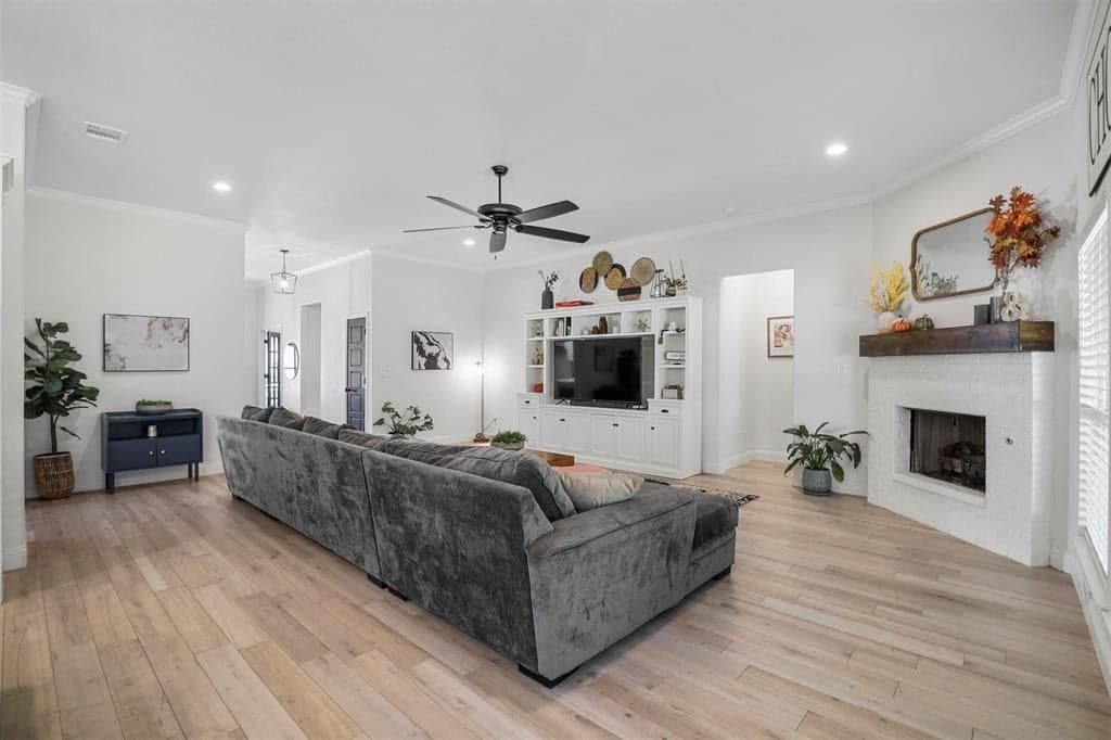 Gallery image 5