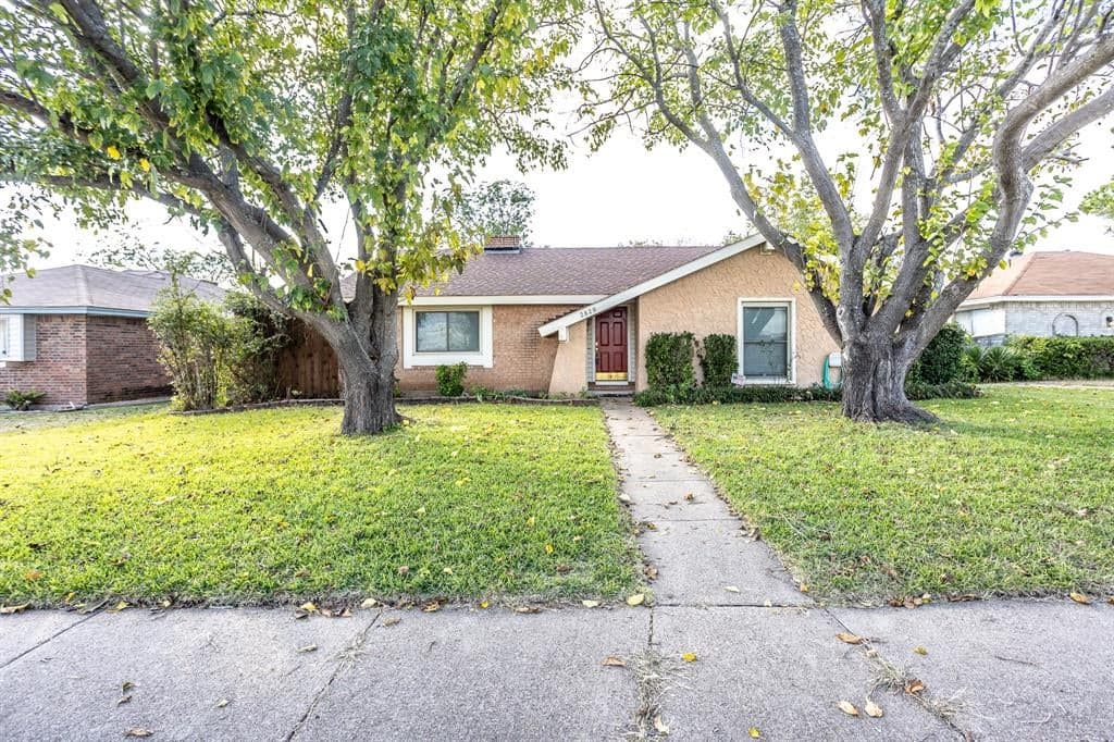 2829 Tanglewood Dr