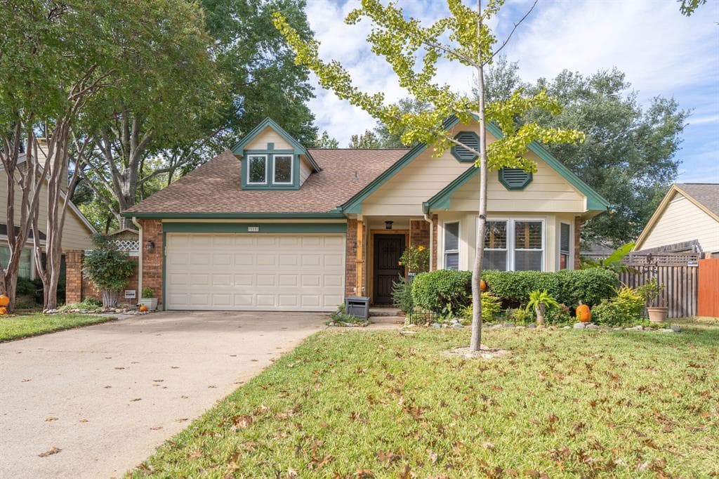 585 Dove Creek Cir
