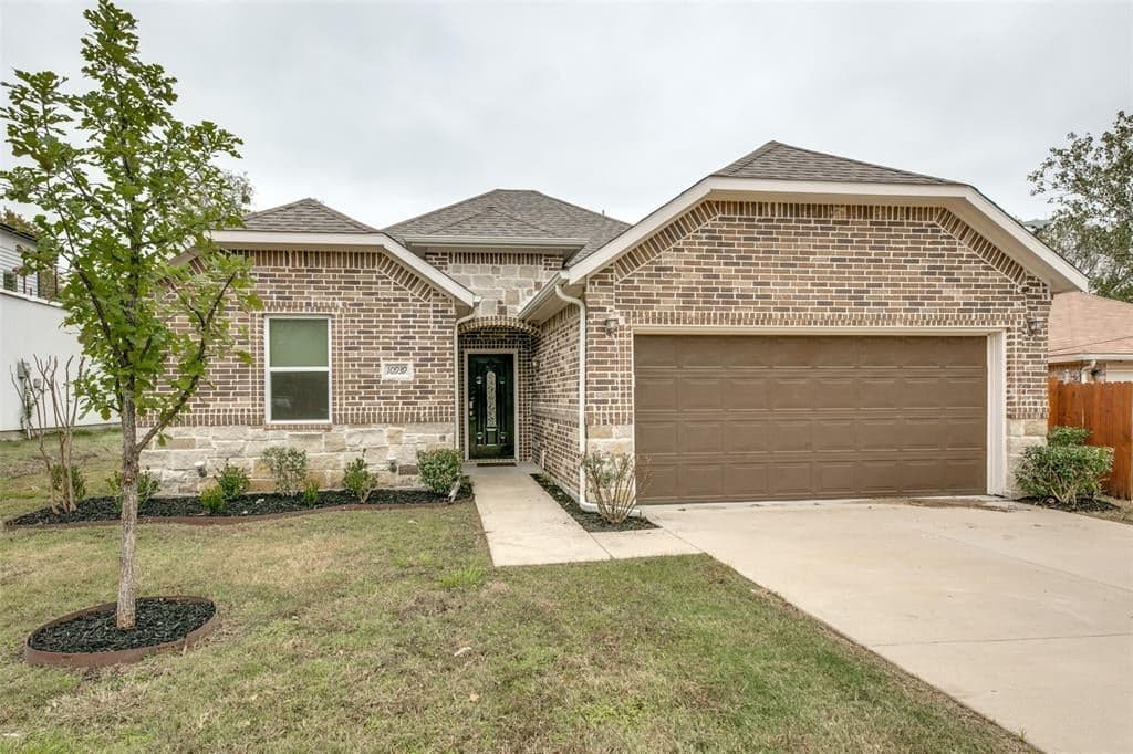 10939 Limestone Dr