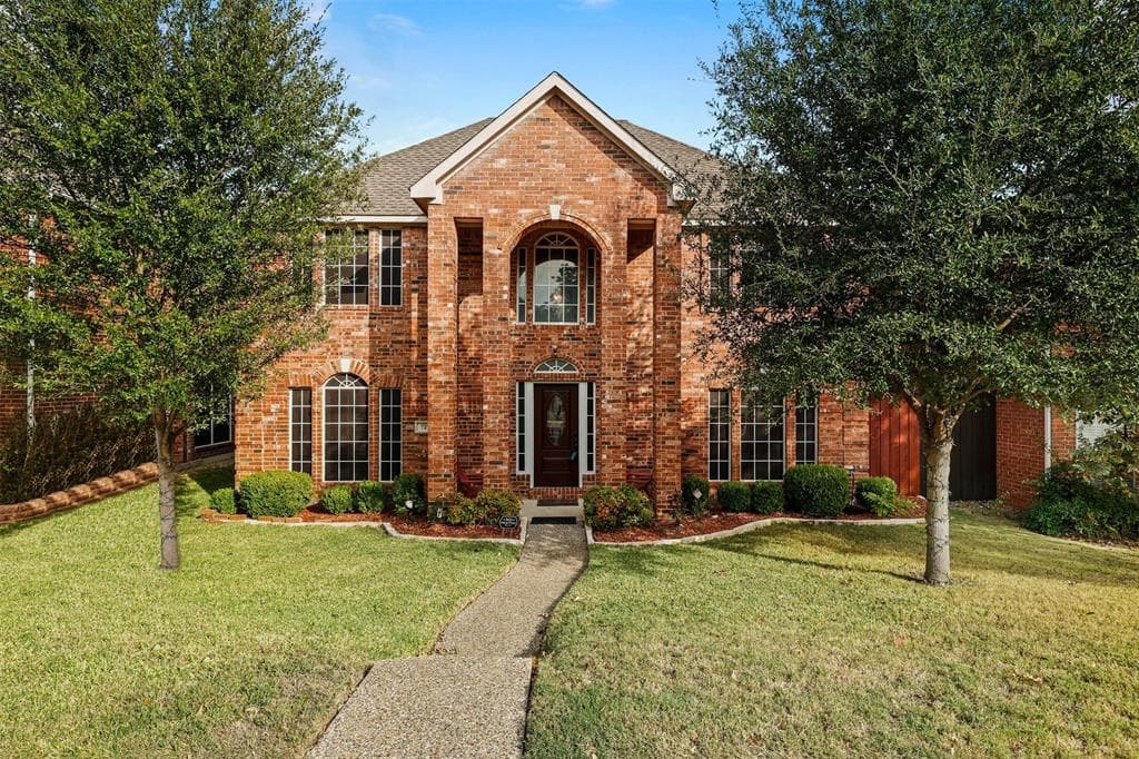 727 Ridgemont Dr