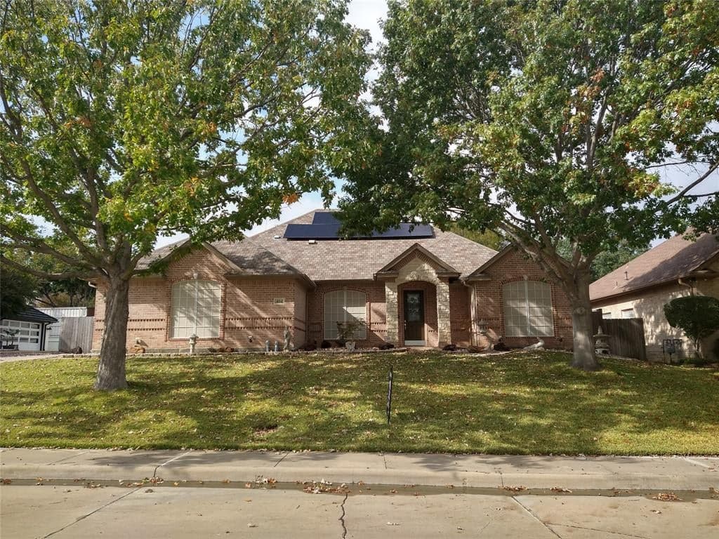404 Kingswood Dr