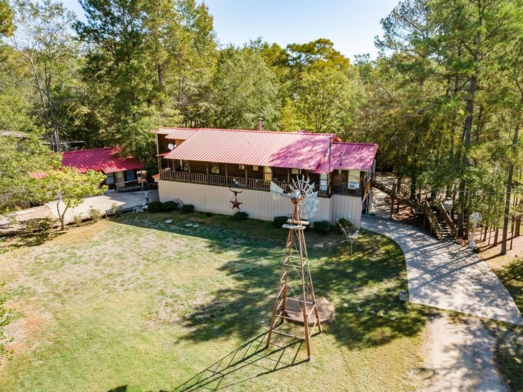 180 Sabrina Ln